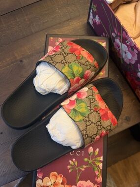Gucci Floral GG Canvas Slides in Brown, Pink & Green